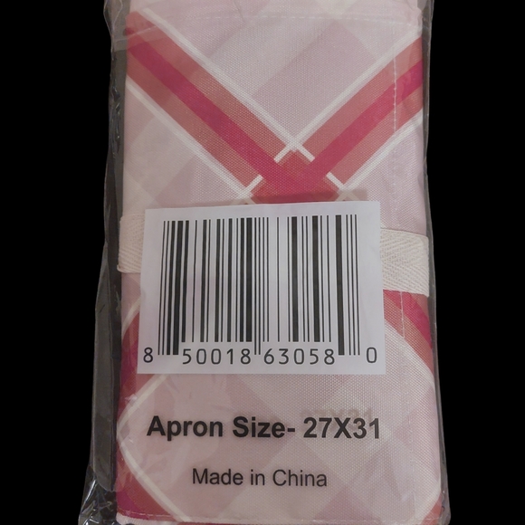 Sewing Down South plaid apron - Picture 2 of 3